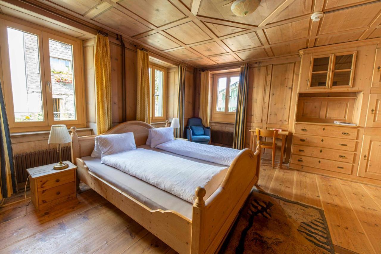 Gasthaus Roessli Versam Экстерьер фото