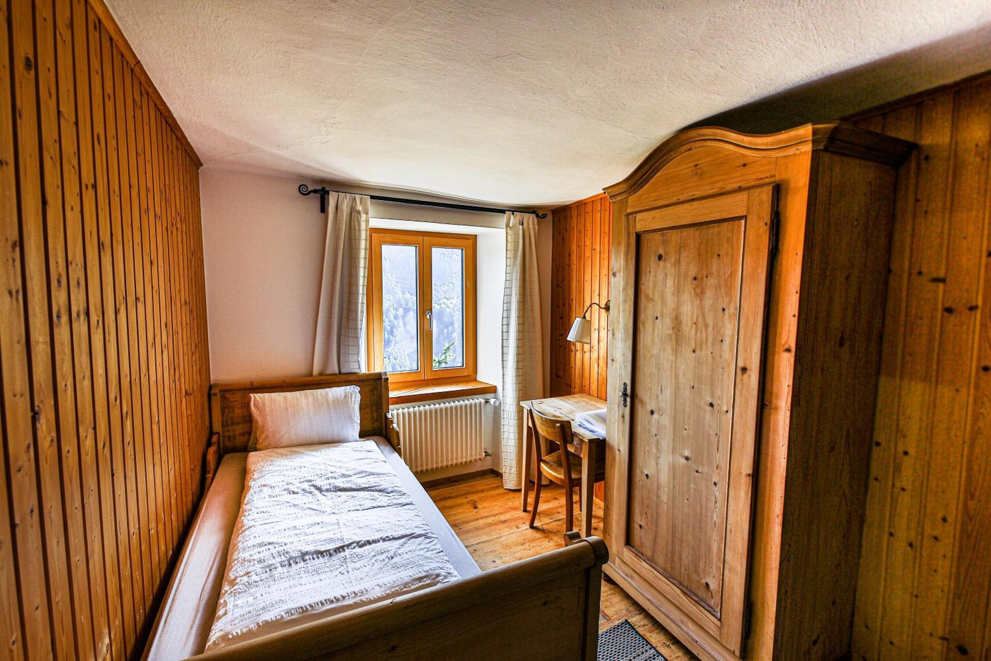Gasthaus Roessli Versam Экстерьер фото