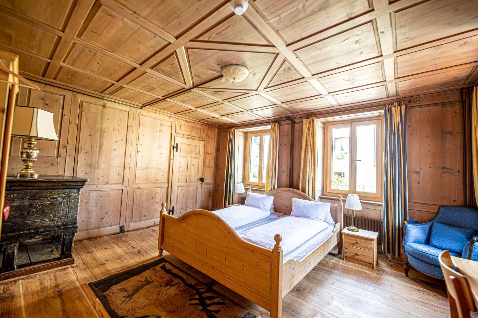 Gasthaus Roessli Versam Экстерьер фото