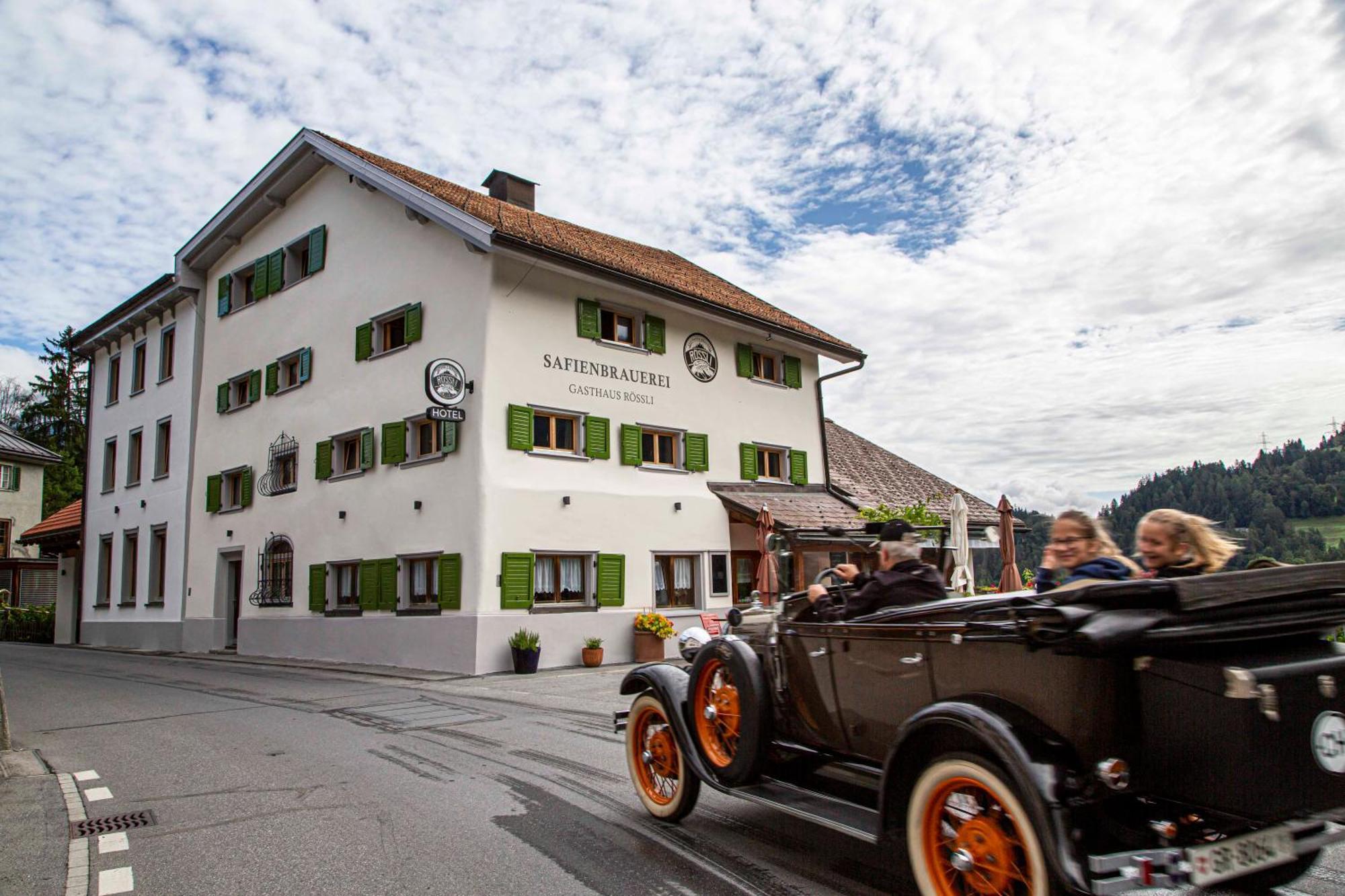 Gasthaus Roessli Versam Экстерьер фото