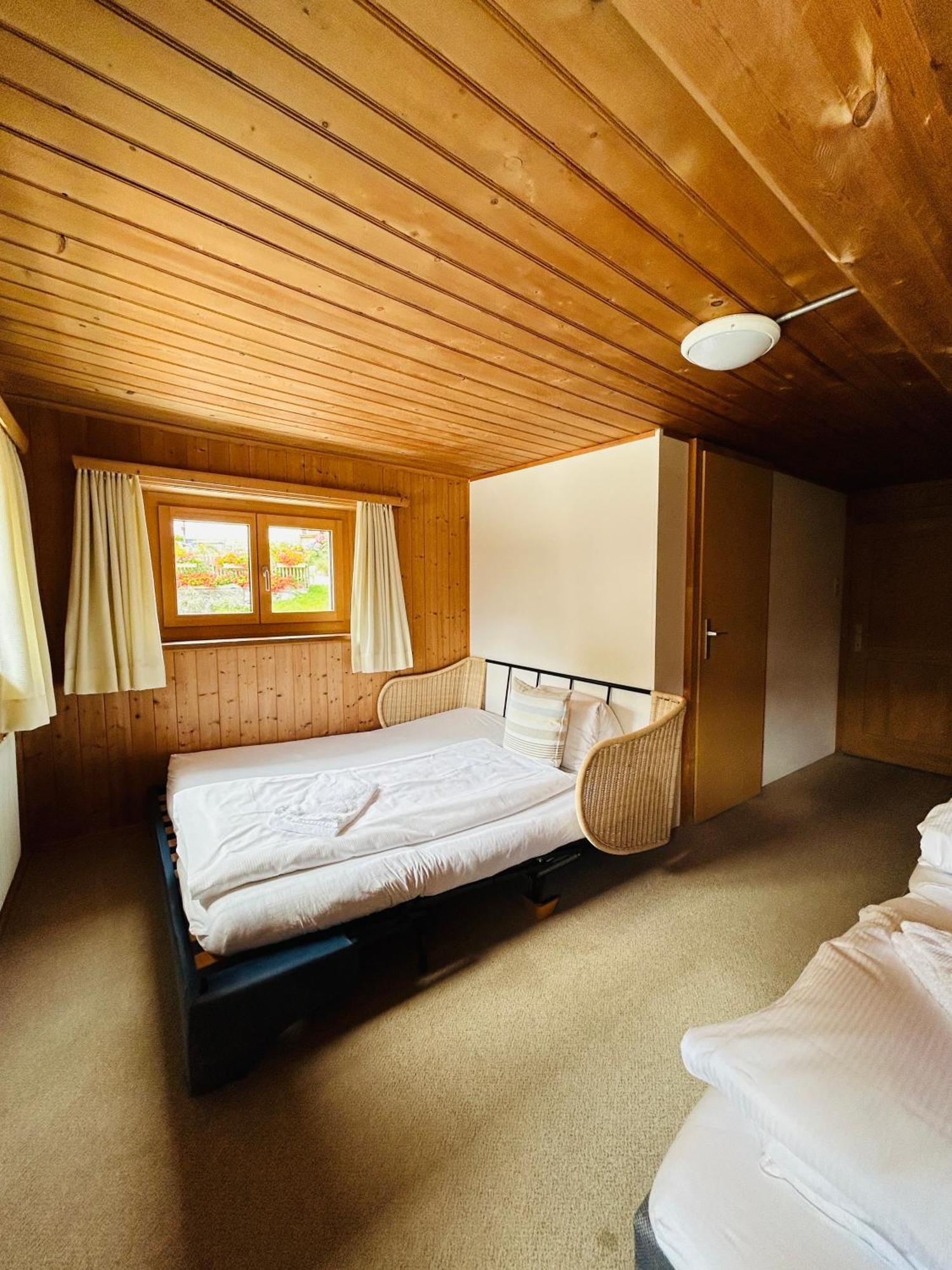 Gasthaus Roessli Versam Экстерьер фото
