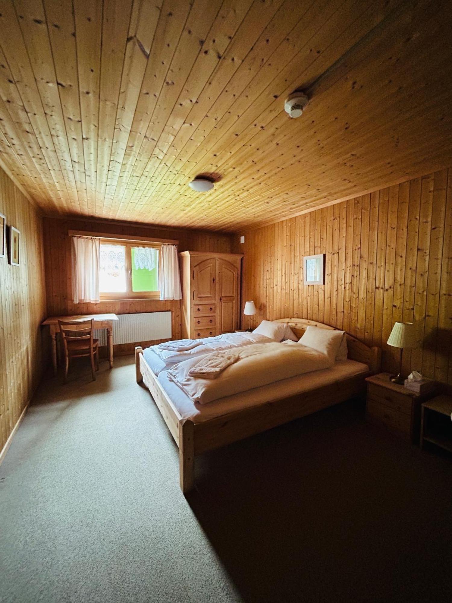 Gasthaus Roessli Versam Экстерьер фото